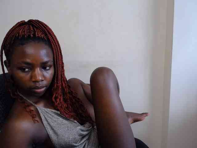 PinkCoochie22 webcam
