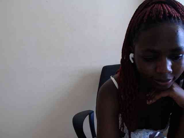 PinkCoochie22 webcam