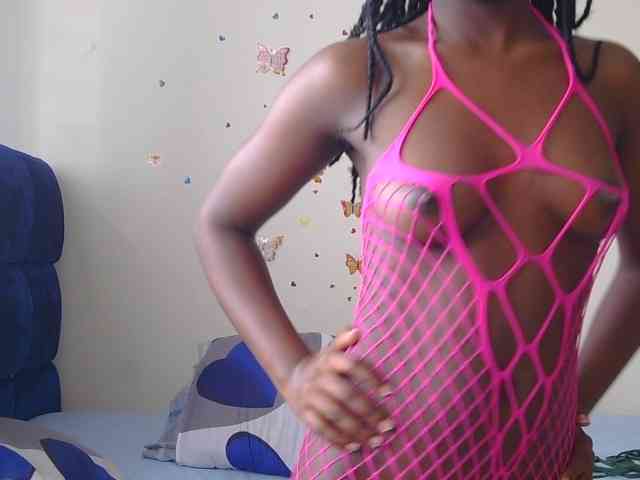 PinkCoochie22 webcam
