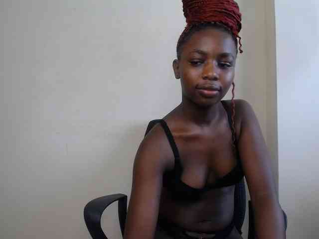 PinkCoochie22 webcam