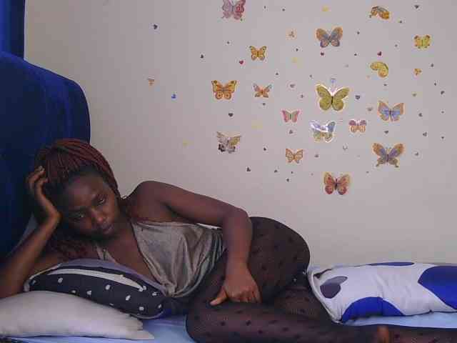 PinkCoochie22 webcam