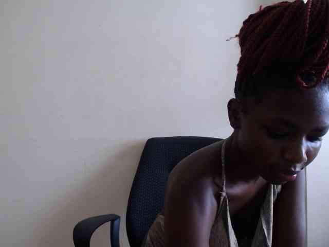 PinkCoochie22 webcam