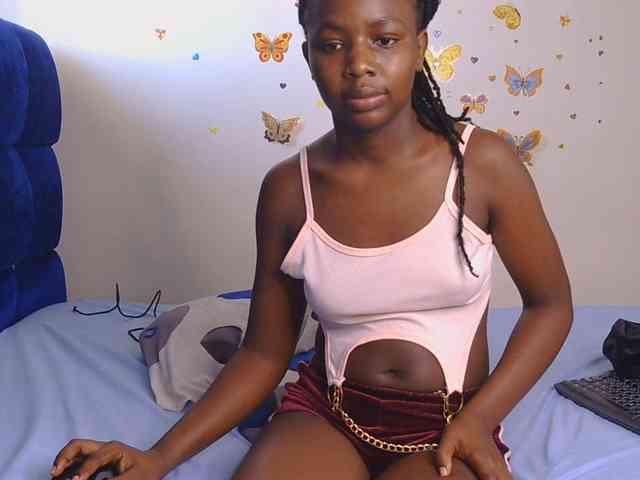 PinkCoochie22