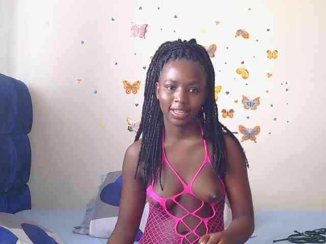PinkCoochie22