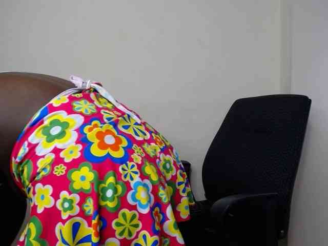 PinkCoochie22 webcam
