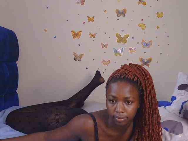 PinkCoochie22 webcam