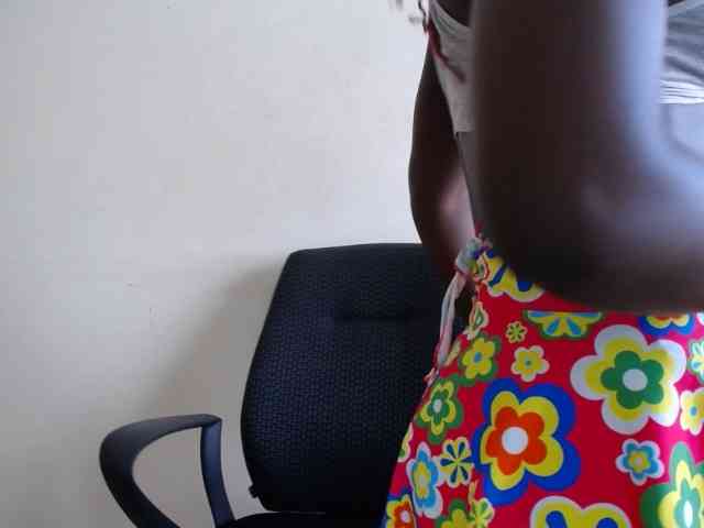 PinkCoochie22 webcam