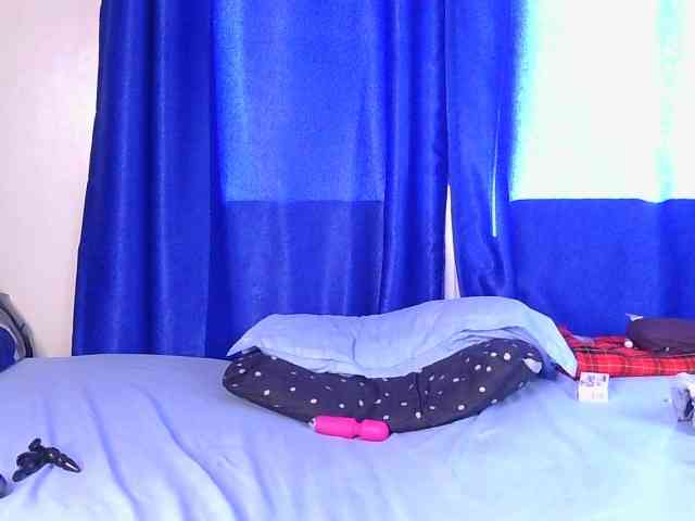 PinkCoochie22 webcam