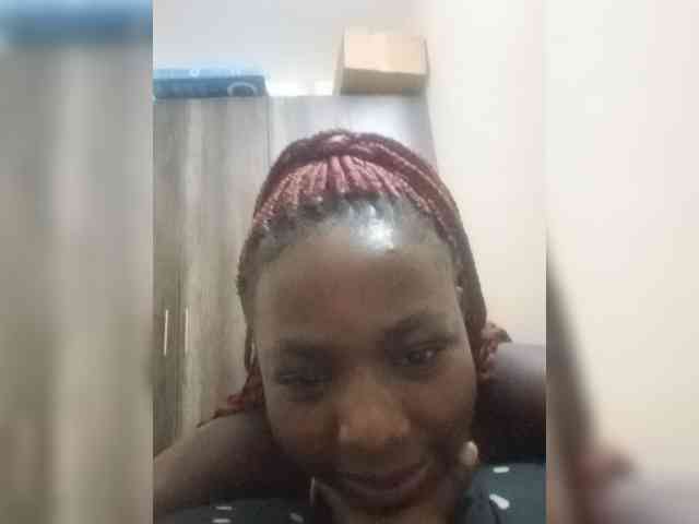 PinkCoochie22 webcam