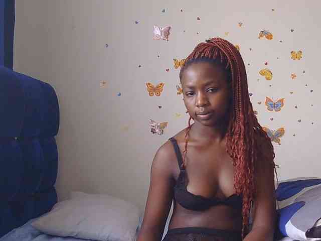 PinkCoochie22 webcam