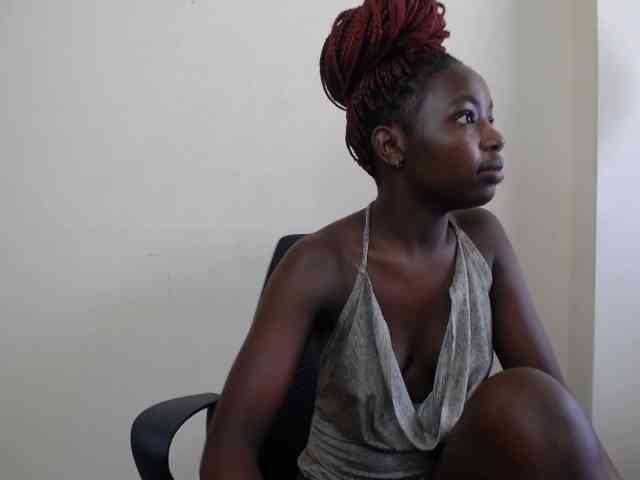 PinkCoochie22 webcam