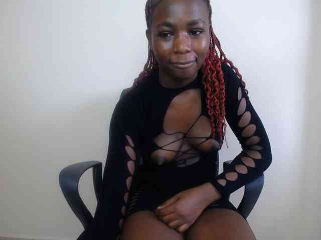 PinkCoochie22 webcam