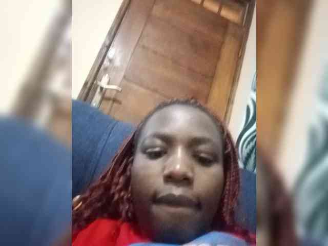 PinkCoochie22 webcam