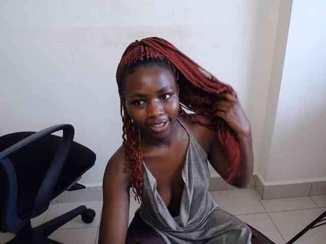 PinkCoochie22 webcam