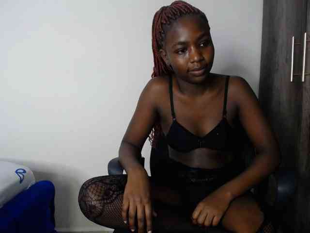 PinkCoochie22