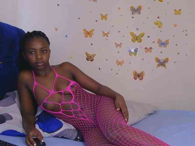 PinkCoochie22