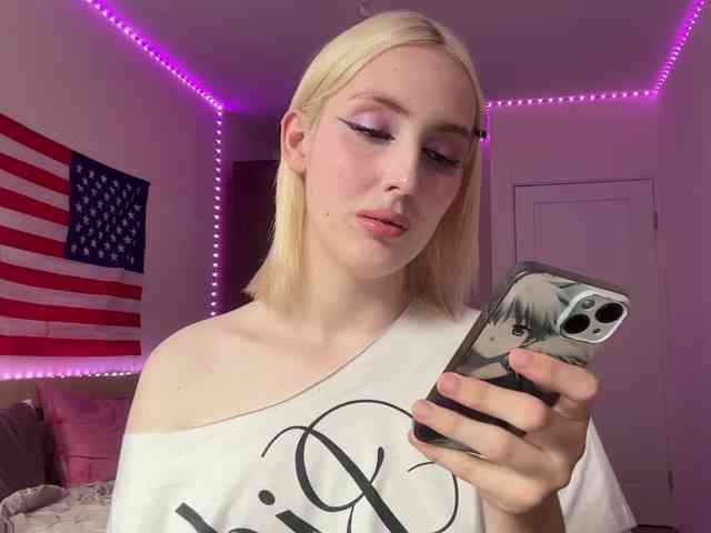 alinabarbie Live Webcam on BongaCams