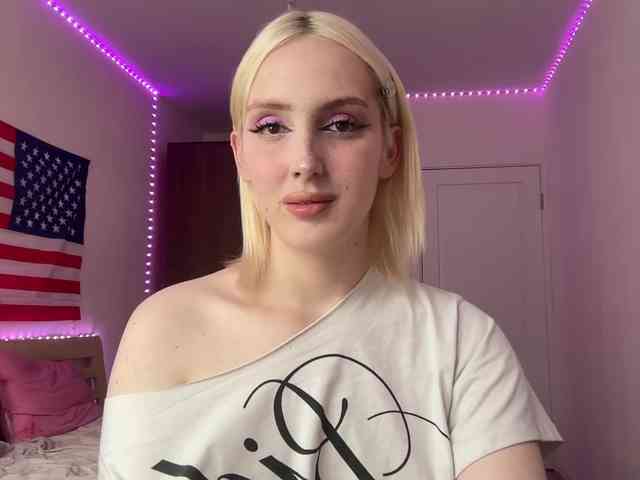 alinabarbie Live Webcam on BongaCams
