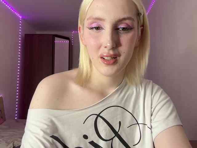 alinabarbie Live Webcam on BongaCams