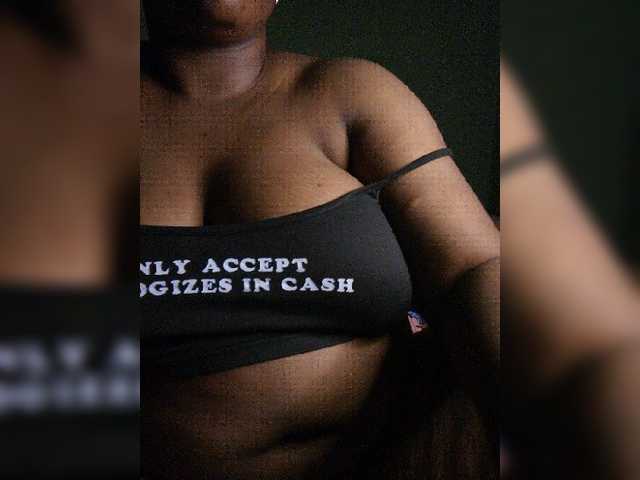Lolipop12312 live cam on BongaCams