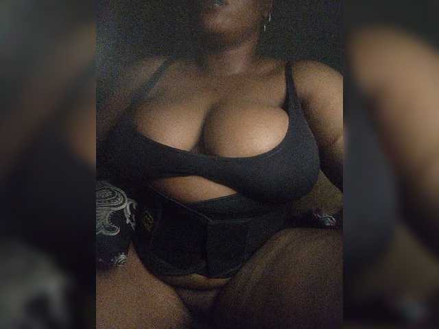 Lolipop12312 live cam on BongaCams