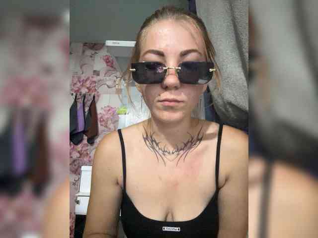 Cunning0403 webcam