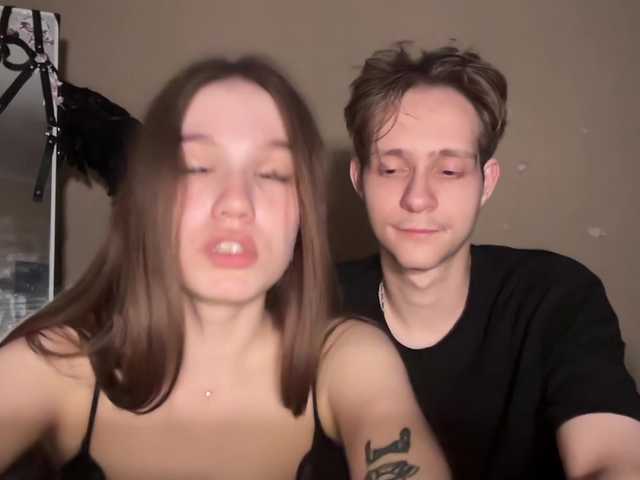 titsDestroy2008 live cam on BongaCams