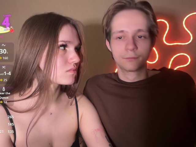  titsDestroy2008 chat room