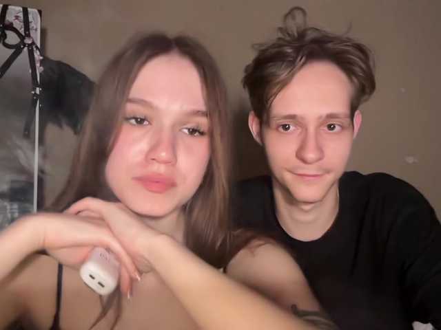 titsDestroy2008 live cam on BongaCams