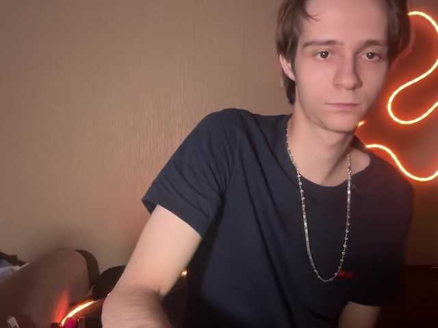 titsDestroy2008 live cam on BongaCams