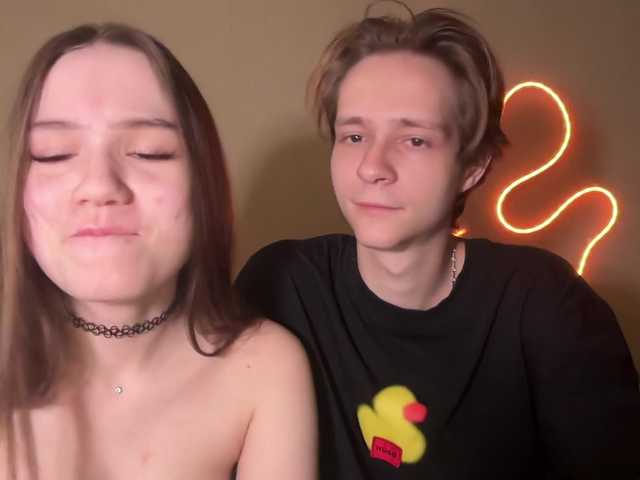 titsDestroy2008 live cam on BongaCams