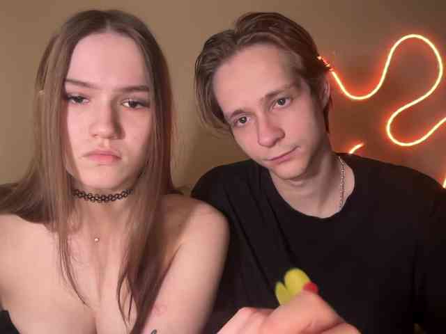 titsDestroy2008 webcam