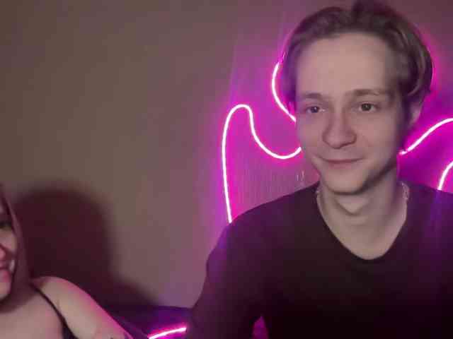 titsDestroy2008 webcam