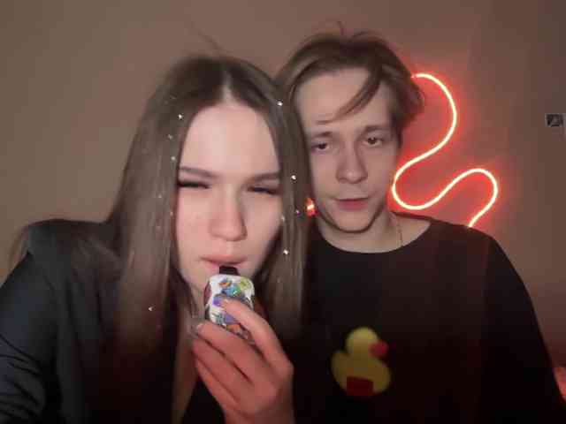 titsDestroy2008 webcam