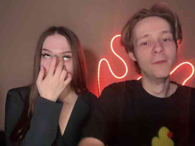 titsDestroy2008 webcam