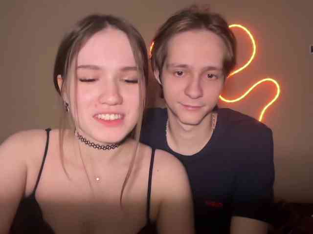 titsDestroy2008 webcam