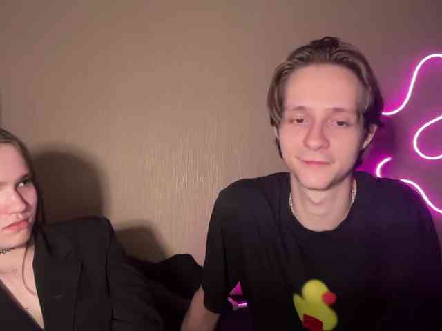 titsDestroy2008 webcam