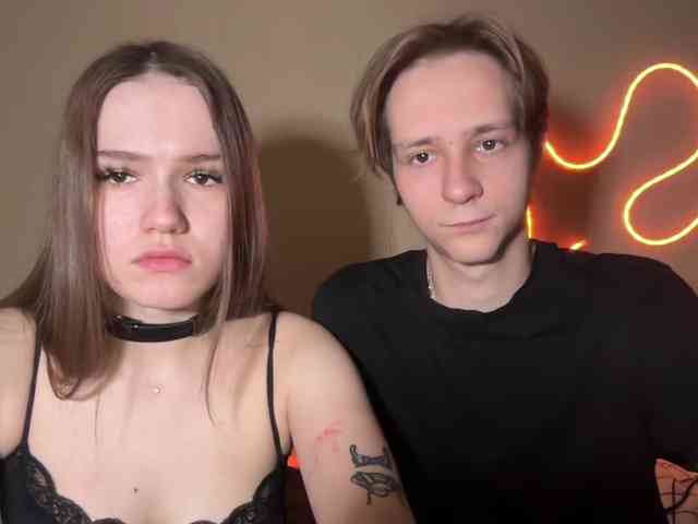 titsDestroy2008 webcam