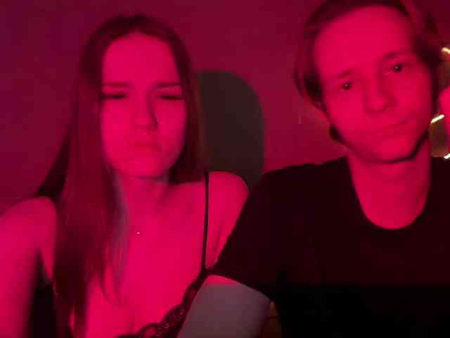 titsDestroy2008 webcam