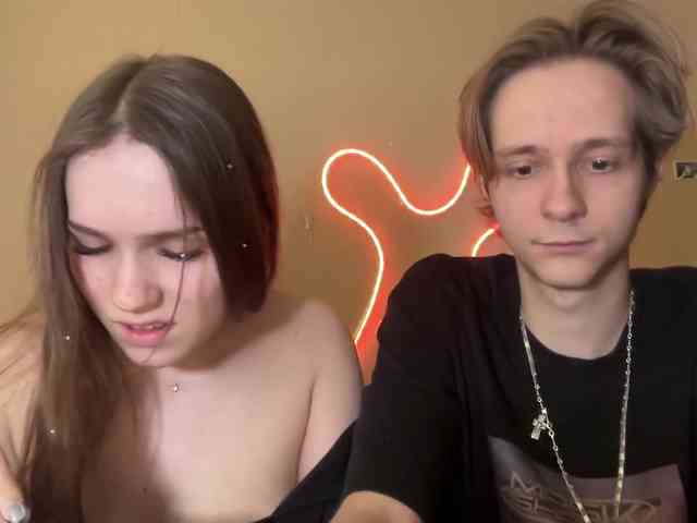 titsDestroy2008 webcam