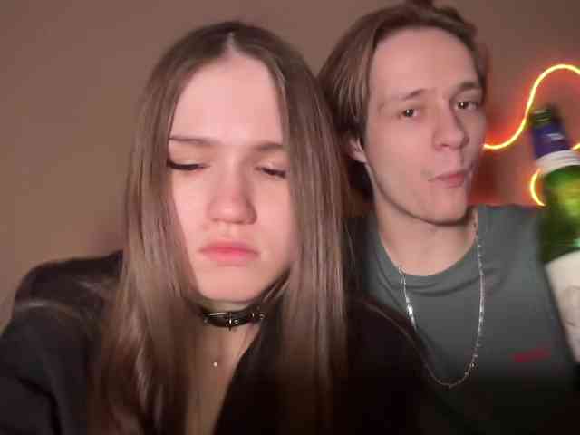 titsDestroy2008 webcam