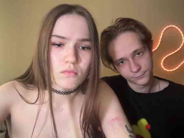 titsDestroy2008 webcam
