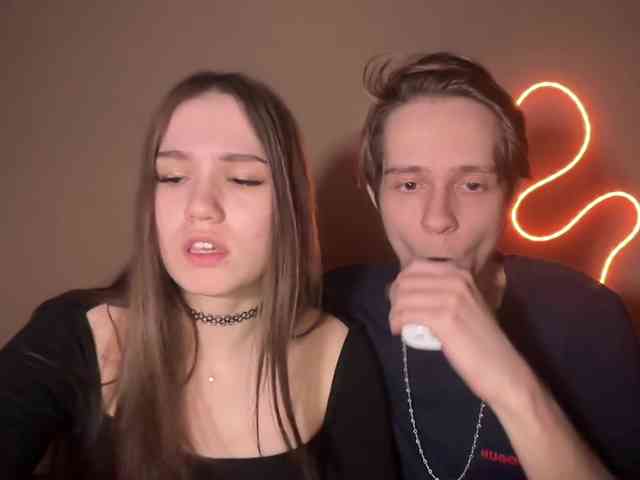 titsDestroy2008 webcam