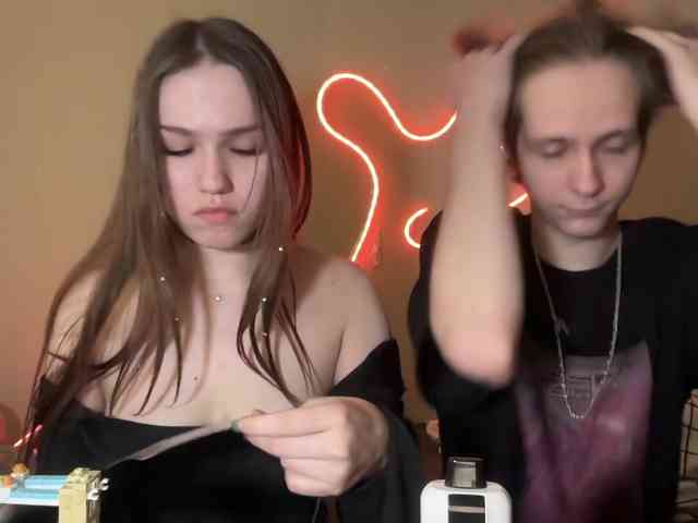 titsDestroy2008 Live Webcam on BongaCams