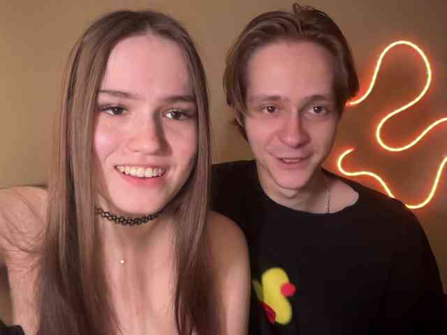 titsDestroy2008 webcam
