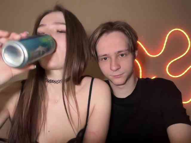 titsDestroy2008 webcam