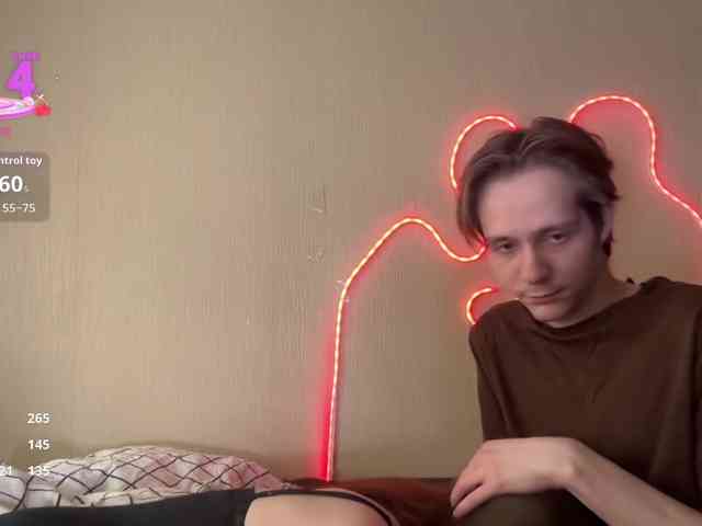 titsDestroy2008