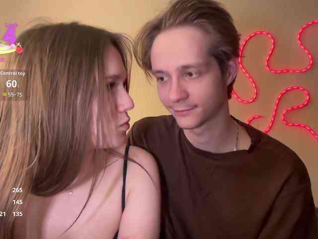 titsDestroy2008 webcam