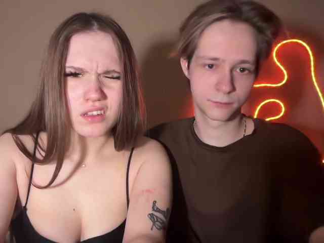 titsDestroy2008 webcam