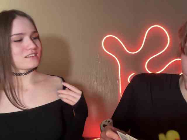 titsDestroy2008 webcam